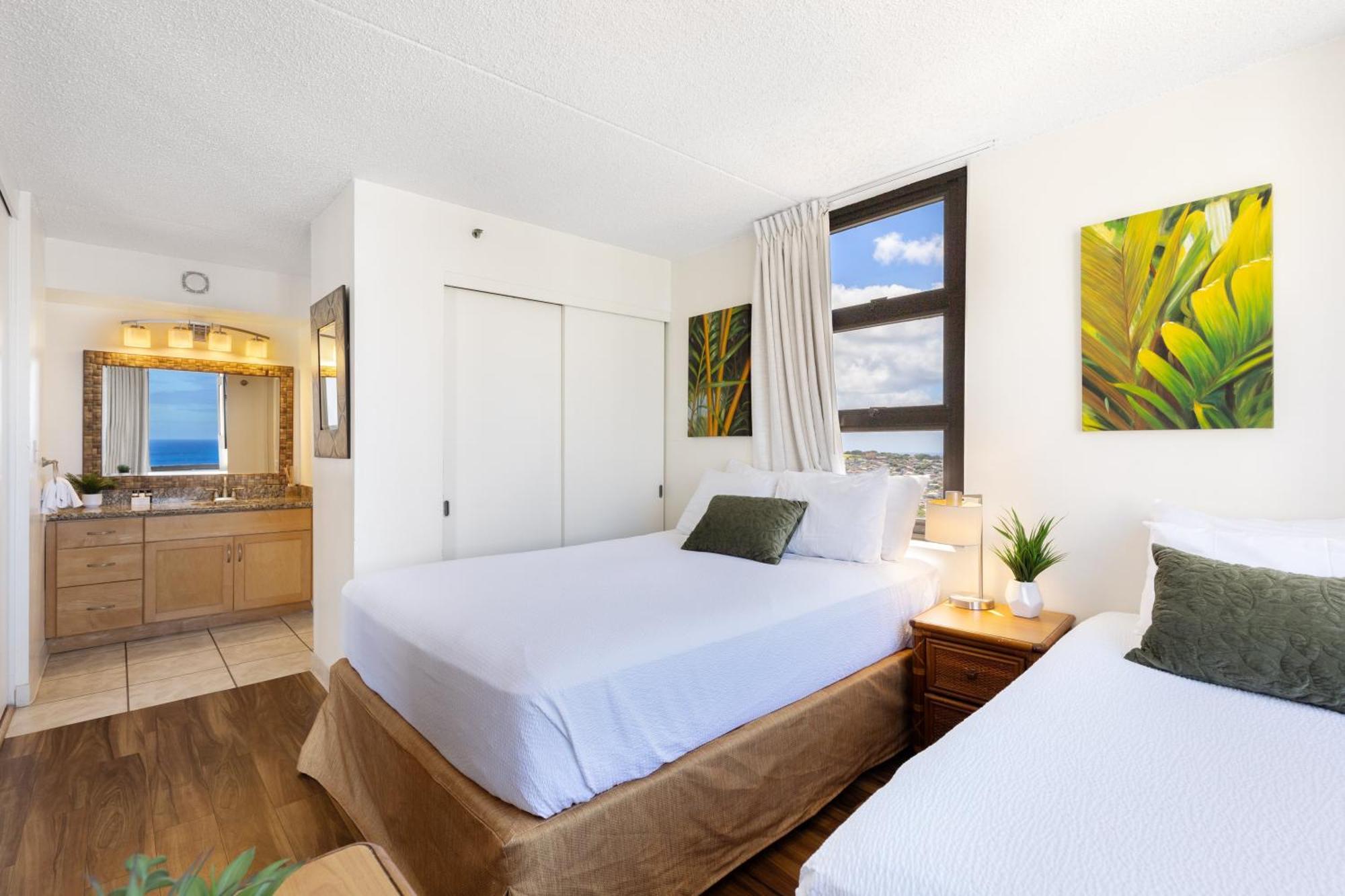 Beautifully Renovated 32Nd Floor Deluxe Ocean View Waikiki Condo Condo Гонолулу Экстерьер фото